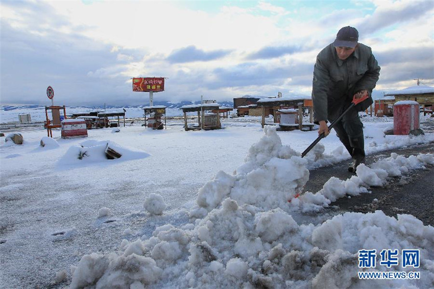 Erster Schnee in Xinjiang