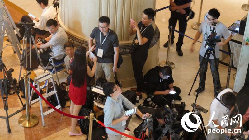 Medien sind bereit für ?Xi-Ma-Treffen“