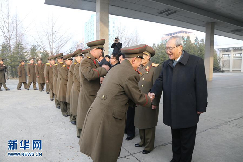 Nordkoreanische Soldaten zur Kunstaufführung in China