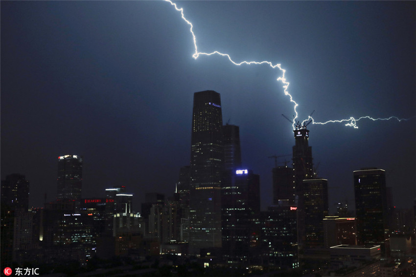 Regenstürme überziehen Beijing