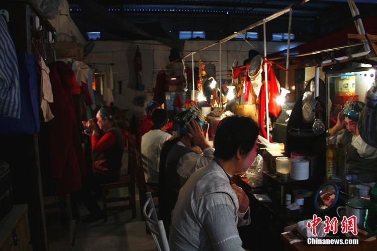 Jahrhundertealte Schauspieltruppe tr?umt von der Verbreitung der Guilin-Oper