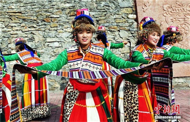 Chinas immaterielles Kulturerbe: Volkstanz ?Kasidawen“