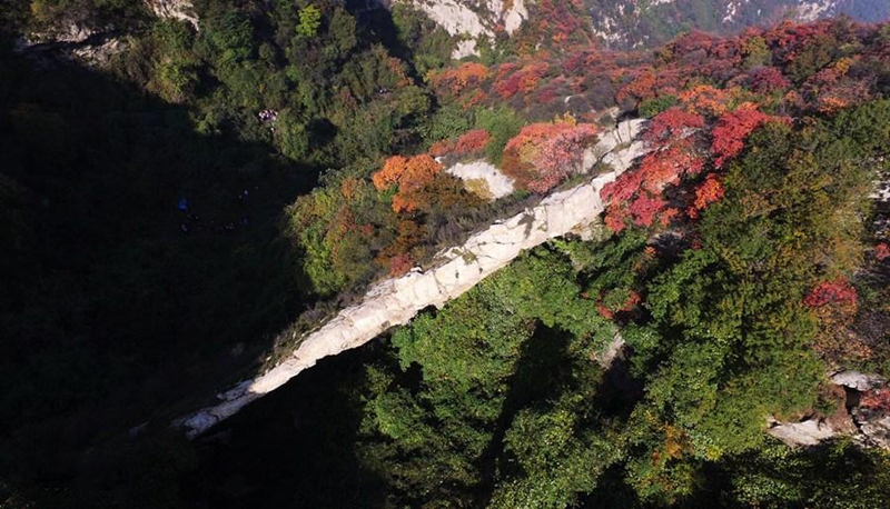Die natürliche Brücke im Huxian-Kreis