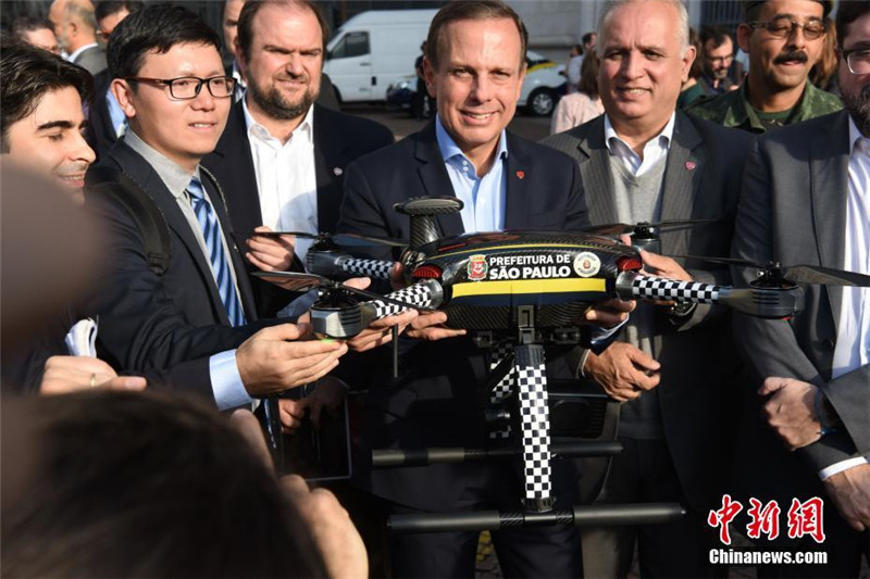 Chinas Hightech-Dronen fliegen bald auch in Brasilien