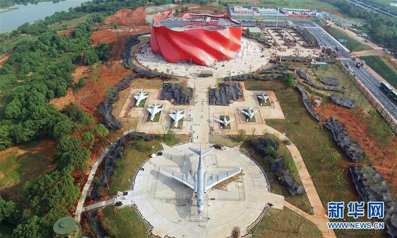 Ausstellungszentrum der Kriegsger?te in Nanchang kurz vor Er?ffnung 