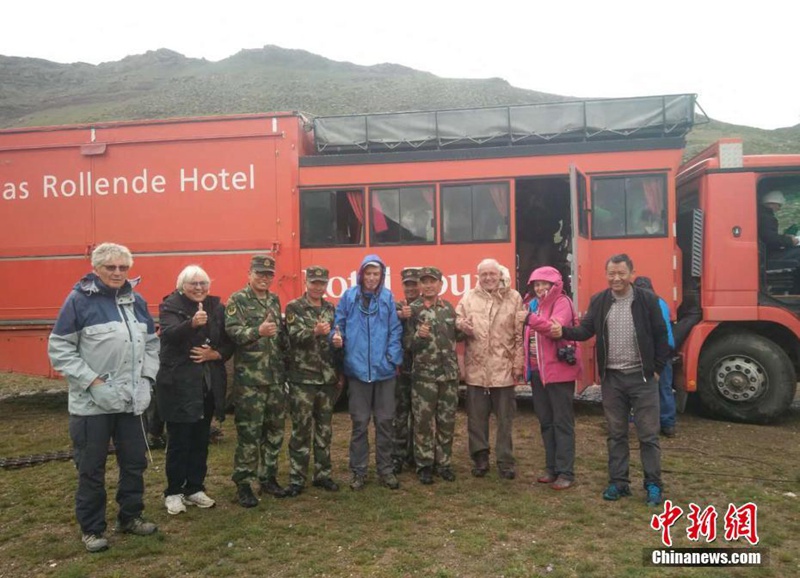 20 Deutsche in Tibet von chinesischer Grenzschutztruppe gerettet