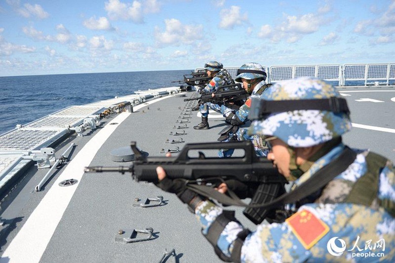 Teilnehmer der chinesischen ?Joint Sea 2017“ führen übungen im Japanischen Meer durch