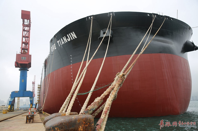 Bau des weltgr??ten Schüttgutfrachters geht in die Endphase