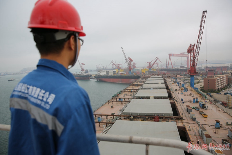 Bau des weltgr??ten Schüttgutfrachters geht in die Endphase