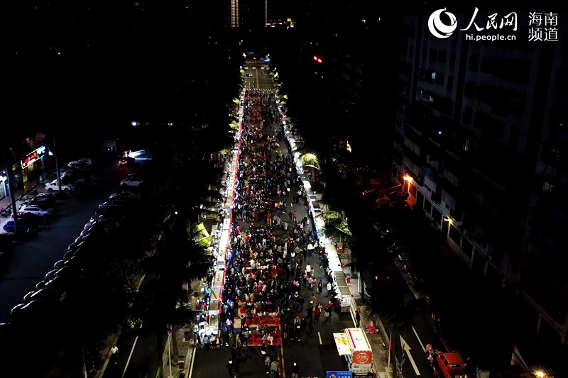 Nachtmarkt in Haikou wiederer?ffnet